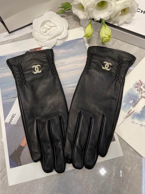 CHanel Gloves M L 64